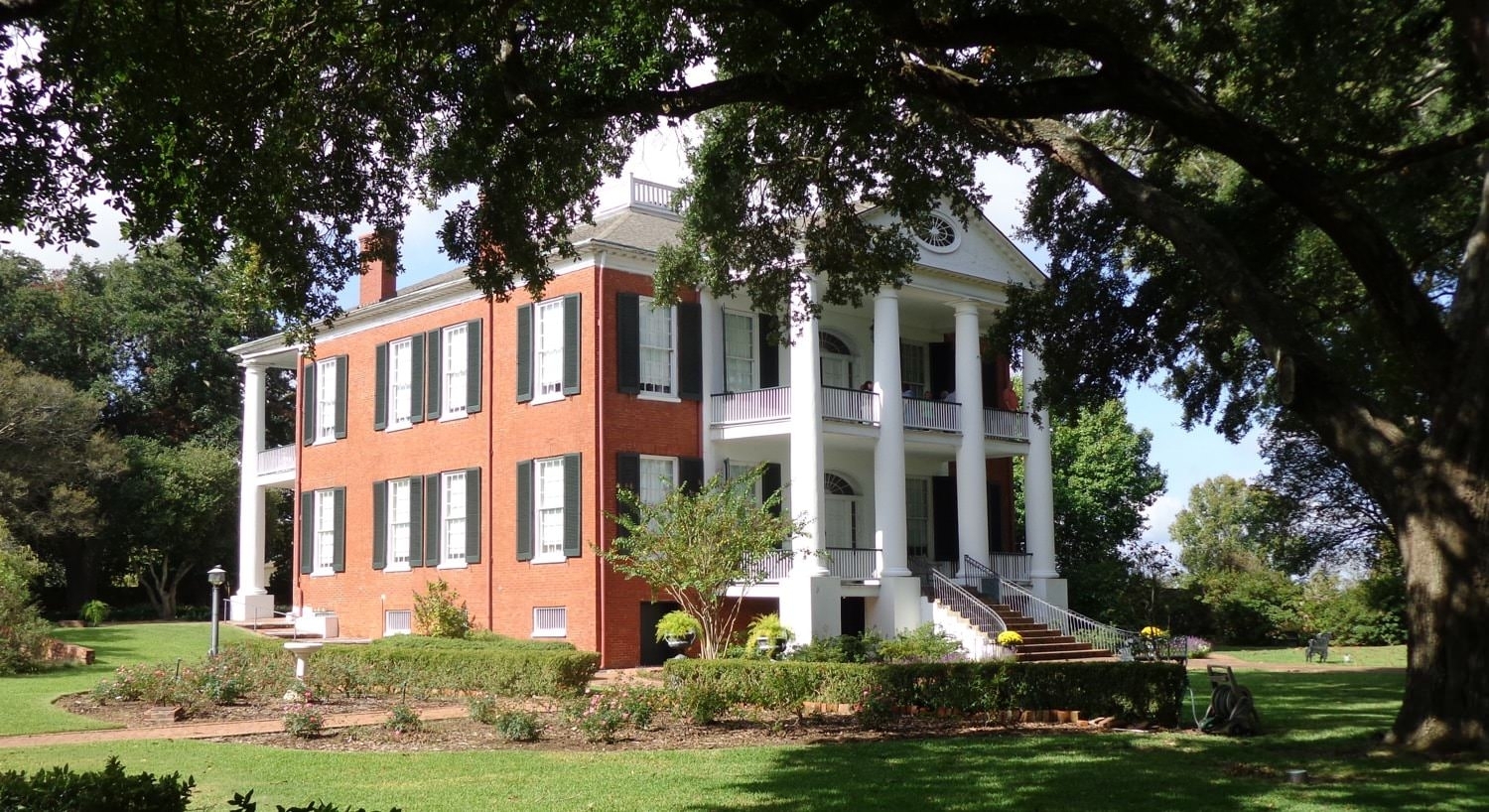 Browse Our Photo Gallery at the Natchez Bed & Breakfast Association