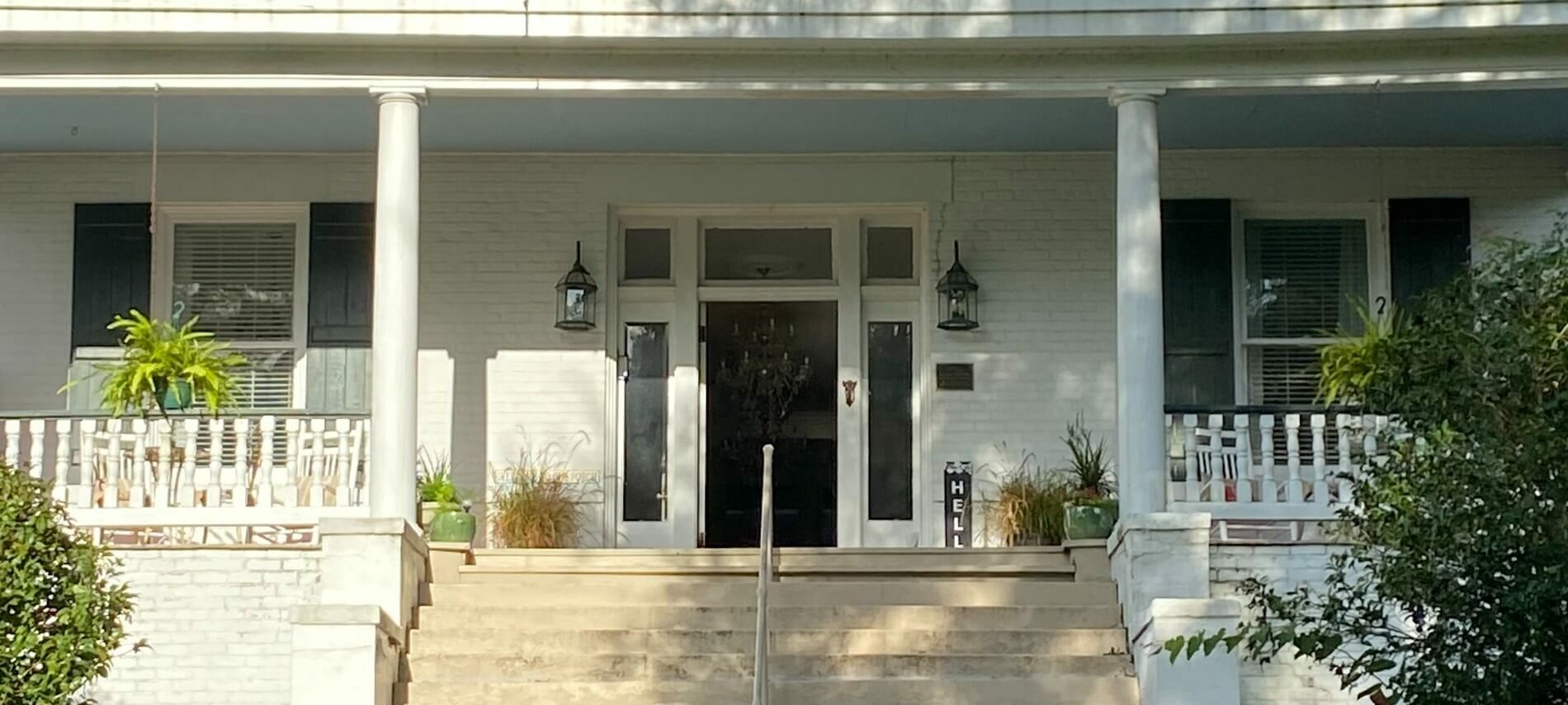 Kings Daughters Welcoming Front Porch